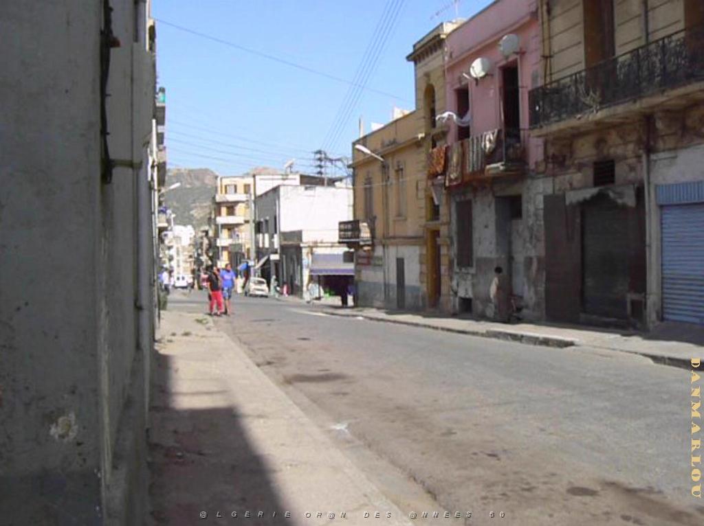 rue Rabelais 36.JPG